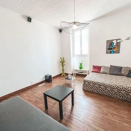 Maison De Atypique Avec Piscine Villa